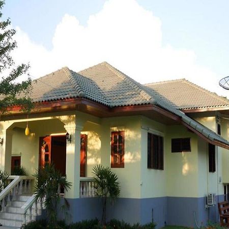 Oyo 769 Ban Thassanee Hotel Chiang Mai Exterior photo